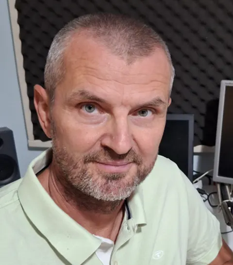 Voice talent Ovidiu – RPM Studio voice bank